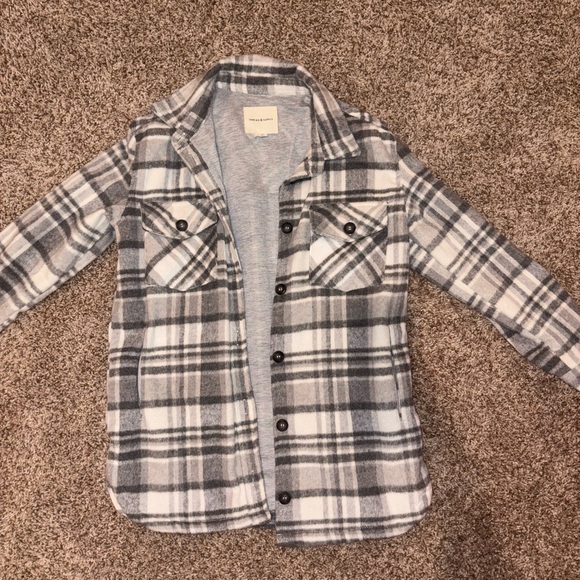 Jackets & Blazers - Gray and White Plaid Shacket - Thread & Supply